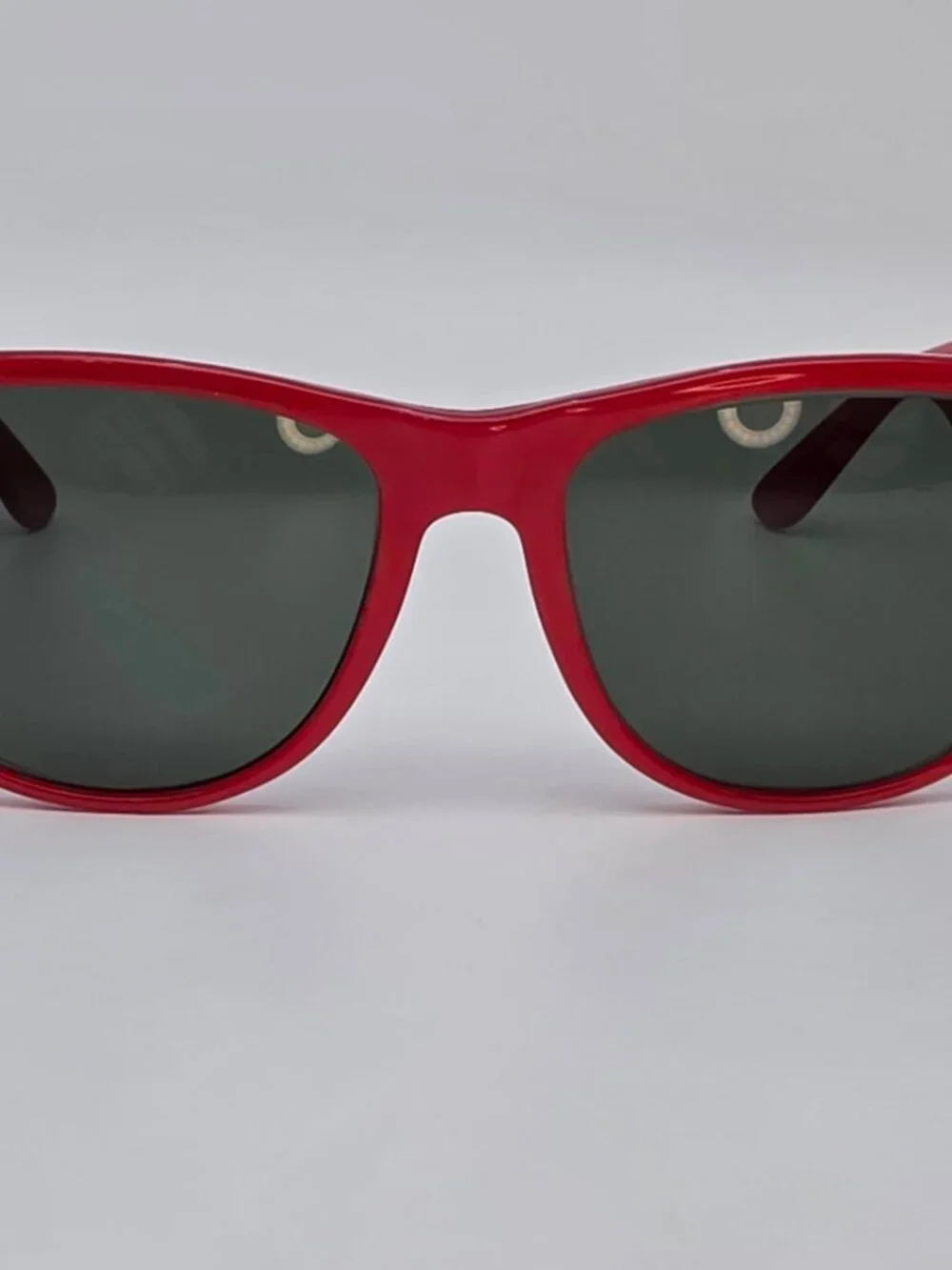 Ray-Ban B&L Wayfarer II L1736 Red Frame G-15 Green Lens Sunglasses w/ Retainer